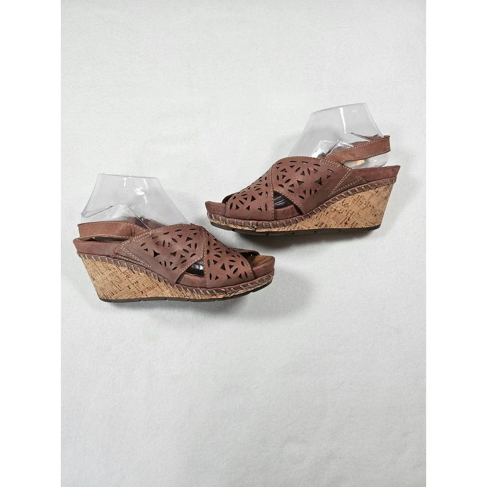 Earth Aries Brown Leather Laser Cut Cork Wedge Sandals Size 9.5B Boho‎ Comfort